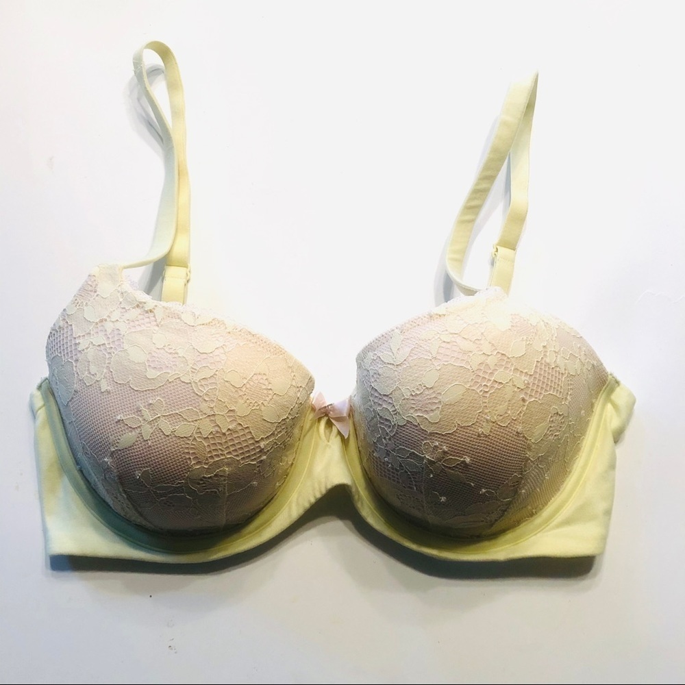 Victoria’s Secret Lace Push- Up Bra